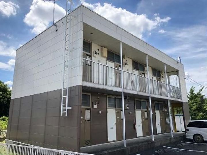 レオパレスボヌールエスパースBの外観