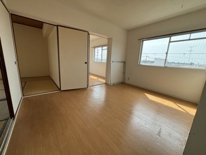 メゾン並木の居間