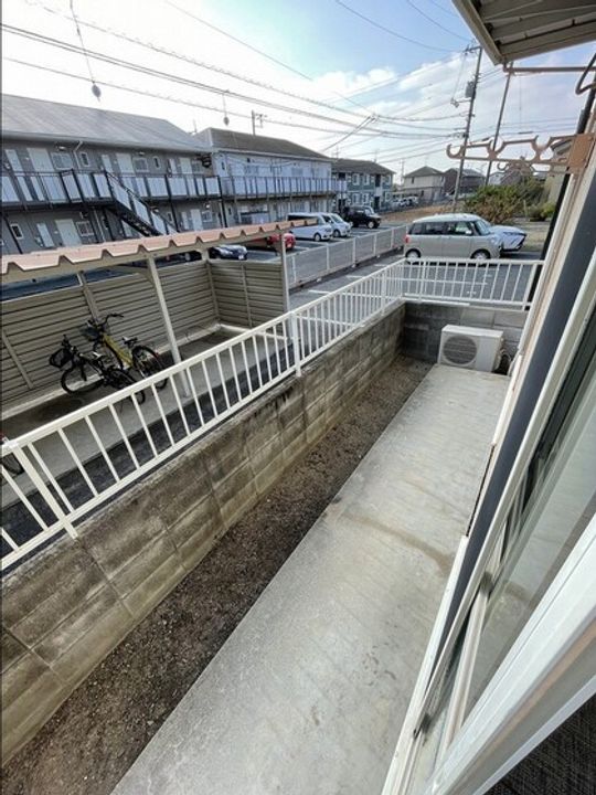 雨あがりの虹 A棟の内装