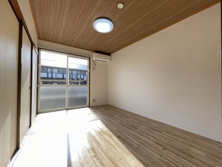 雨あがりの虹 A棟の居間