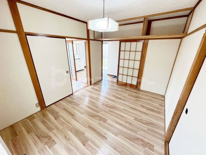 コーポサンフラワーの居間