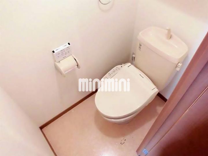 サープラス藤Cの内装