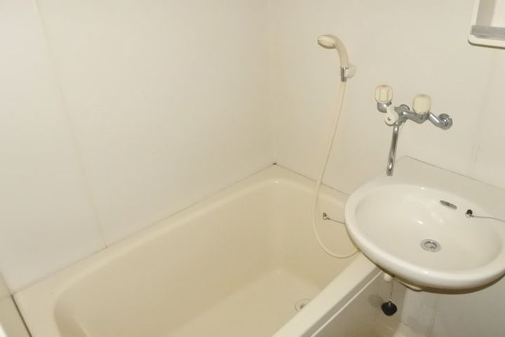 ルネサンス美浦 Cの風呂