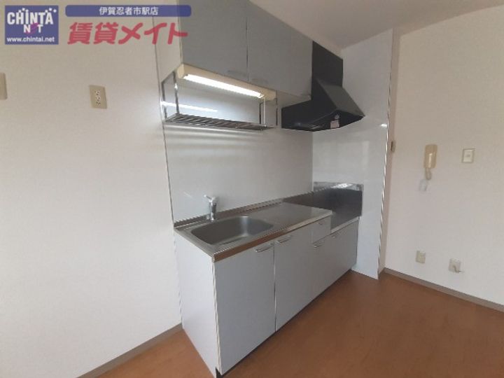 フラット立石B棟(伊賀市別府)のキッチン