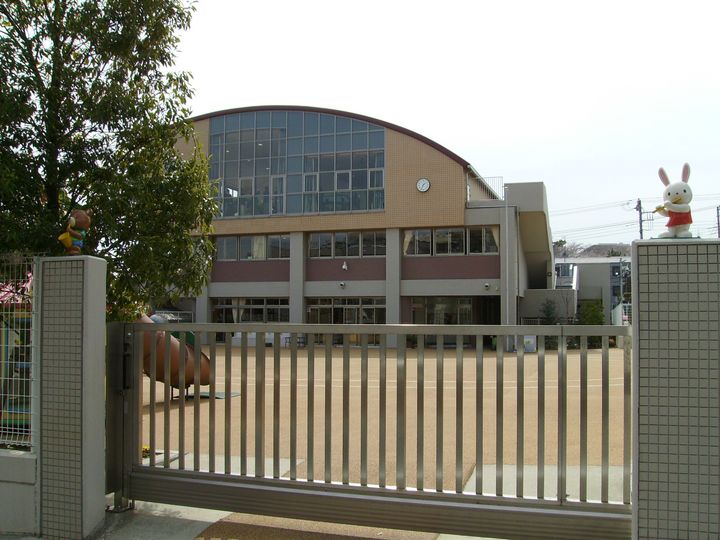 秋本ビルの周辺