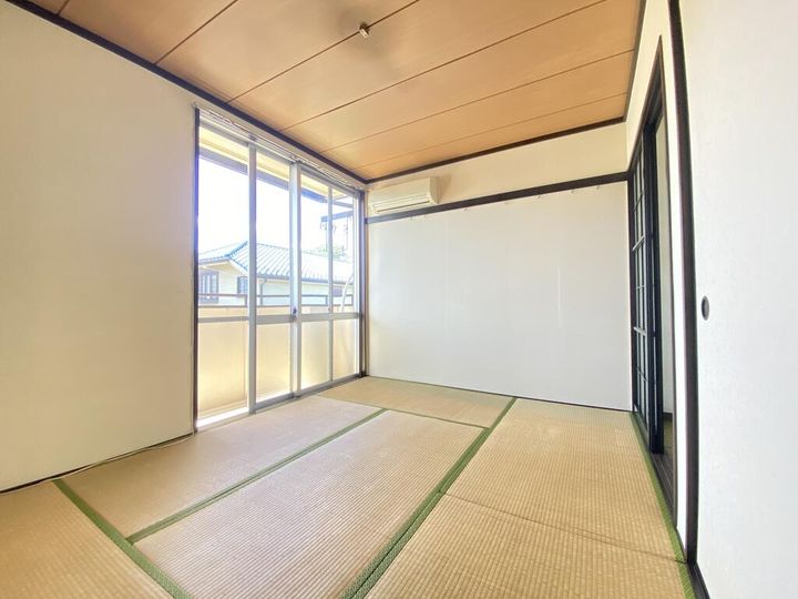 グリーンパレスの居間