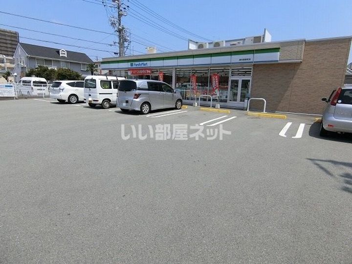 プレジデント津新町の周辺
