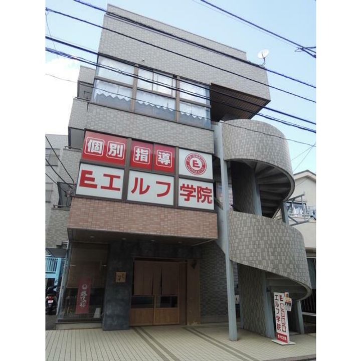 エステカーサ藤沢本町の外観