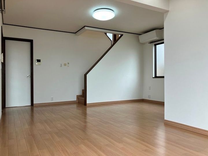 東京都町田市小川4(一戸建)の賃貸物件の居間