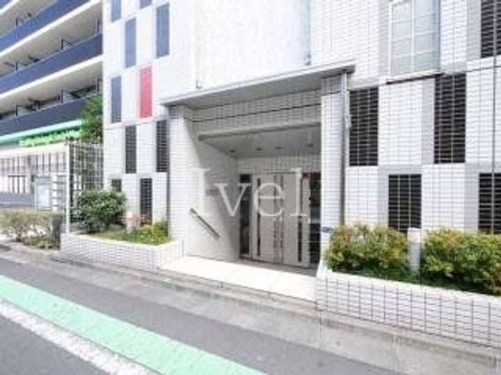 東京都新宿区新小川町(マンション)の賃貸物件の外観