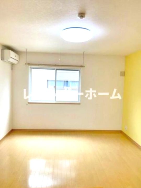 千葉県船橋市坪井東1(アパート)の賃貸物件の居間