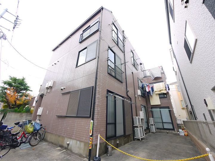 東京都中野区本町4(マンション)の賃貸物件の外観