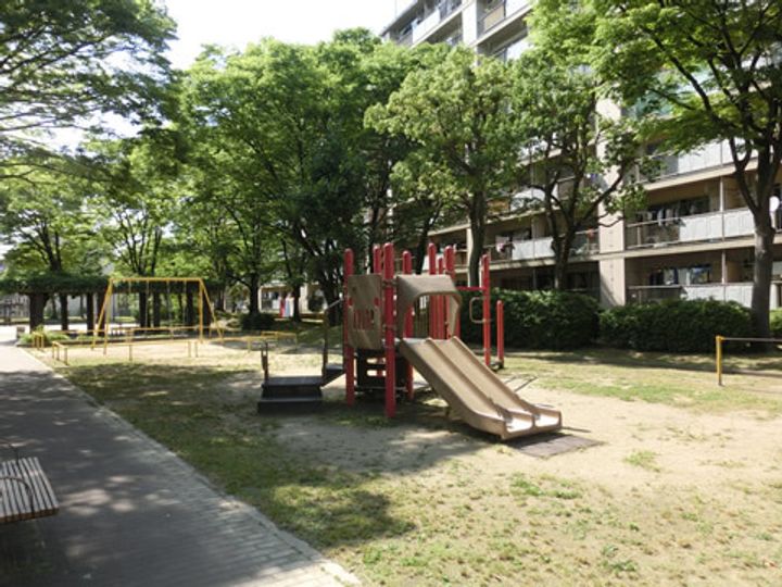 UR醍醐石田の地図