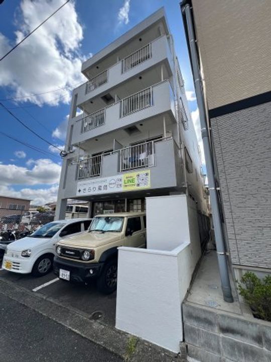 清陽軒ビルの外観