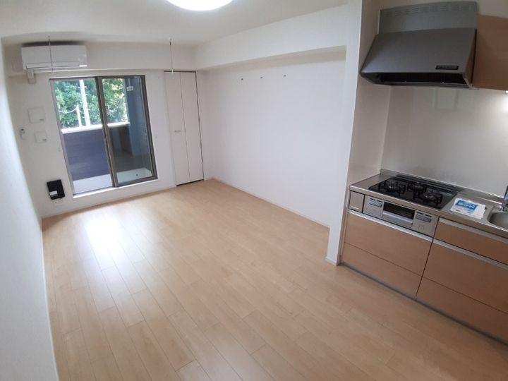 静岡県浜松市中央区有玉南町(アパート)の賃貸物件の居間