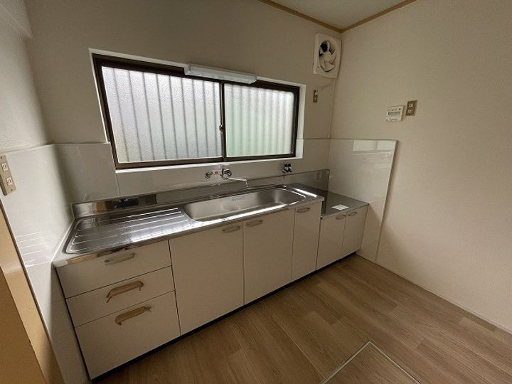 大阪府枚方市香里ケ丘1(一戸建)の賃貸物件のキッチン