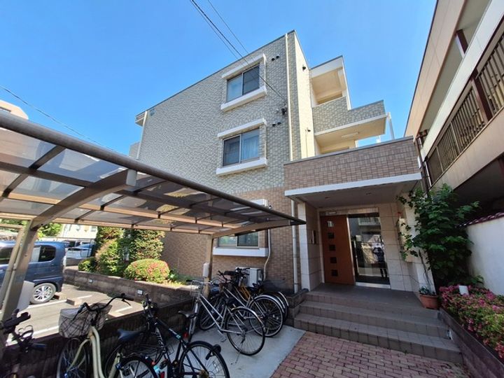 ヴィラ・グランソレイユの外観