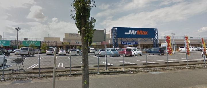 ベルメゾンの周辺