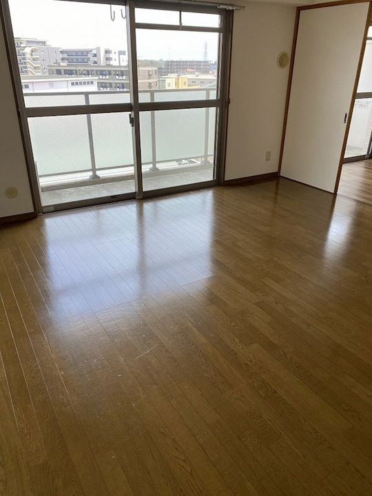 神奈川県藤沢市石川1(マンション)の賃貸物件の居間