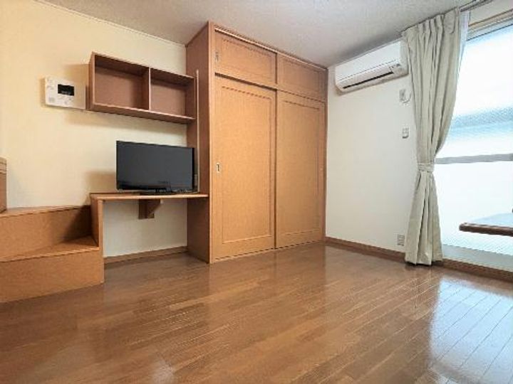 レオパレスCasaLioreの居間