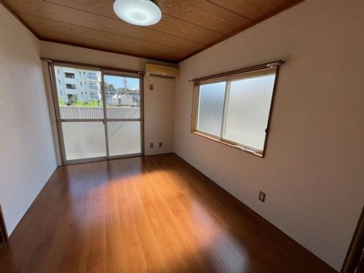 シュロス Aの居間