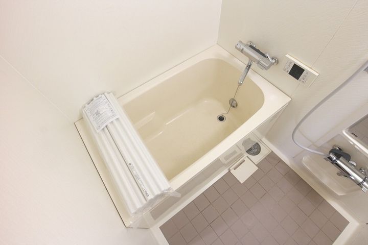 フレグランスデミツの風呂