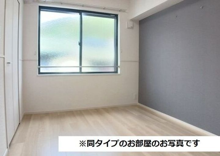 ヒカルサ藤枝兵太夫の居間