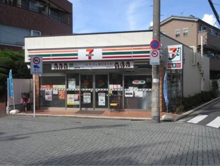 シナコバの周辺