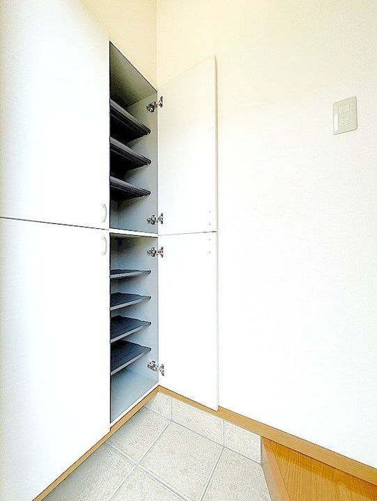 埼玉県深谷市小前田(アパート)の賃貸物件の玄関