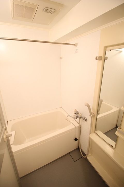 ラ・プルミエールの風呂