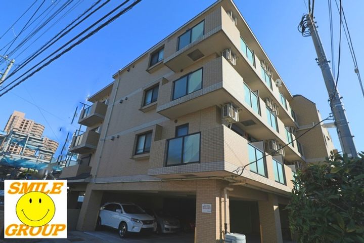 ラ・プルミエールの外観