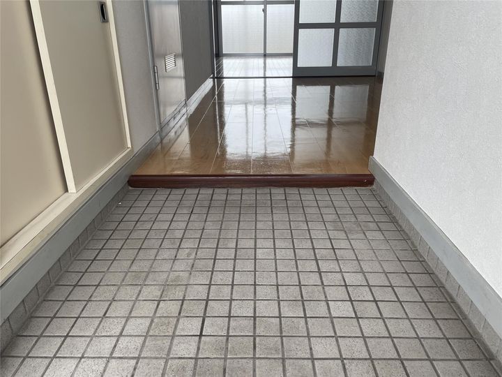 フォレストB/cの玄関