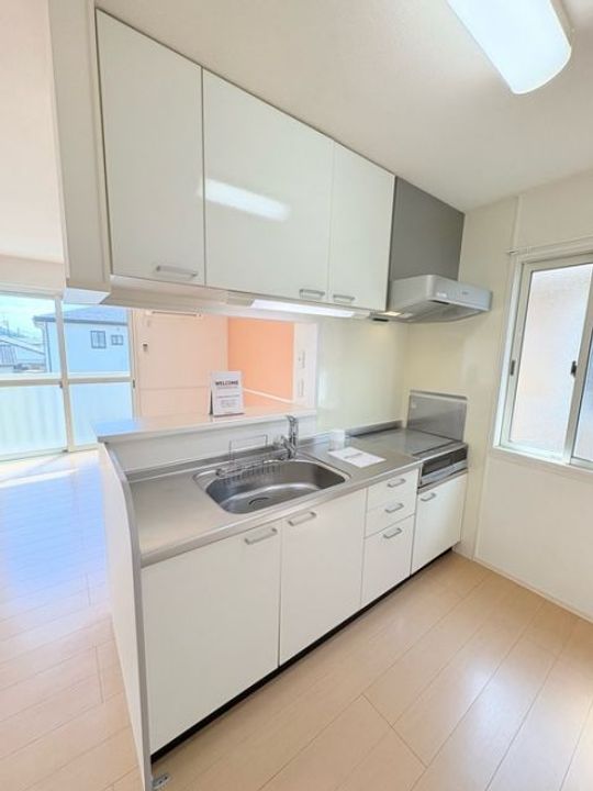 栃木県足利市五十部町(アパート)の賃貸物件のキッチン