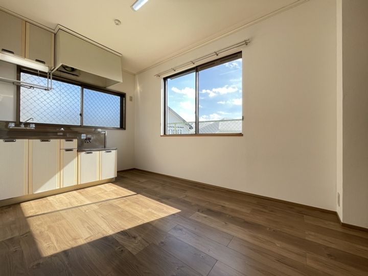 神奈川県横浜市保土ヶ谷区上菅田町(アパート)の賃貸物件の居間