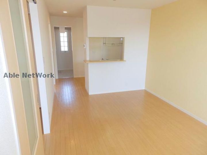 栃木県下都賀郡野木町大字友沼(アパート)の賃貸物件の居間