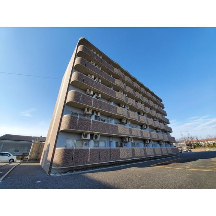 愛知県常滑市末広町2(マンション)の賃貸物件の外観