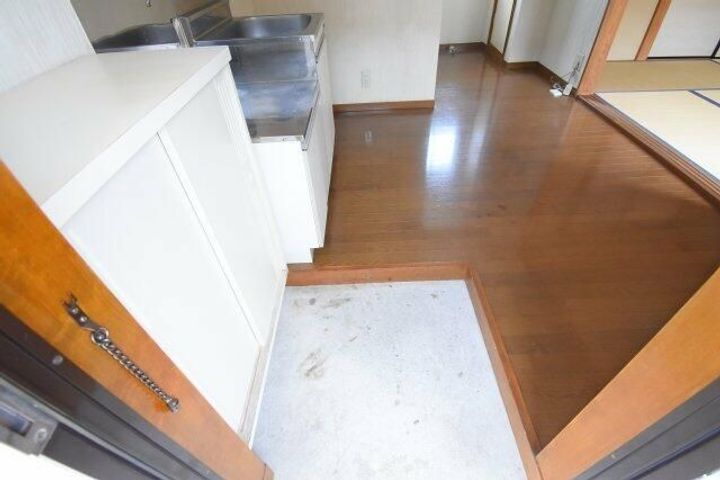 神奈川県横浜市保土ヶ谷区峰岡町2(アパート)の賃貸物件の玄関