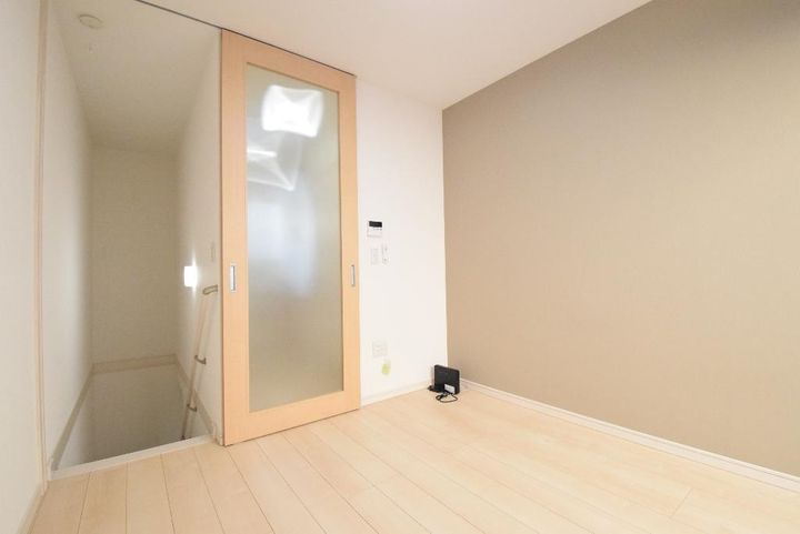 パレッタ小本EASTの居間