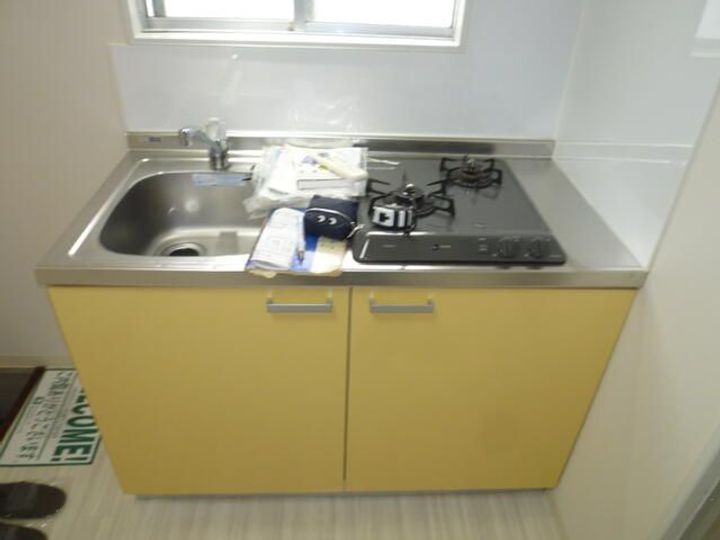 柳ハイツの居間