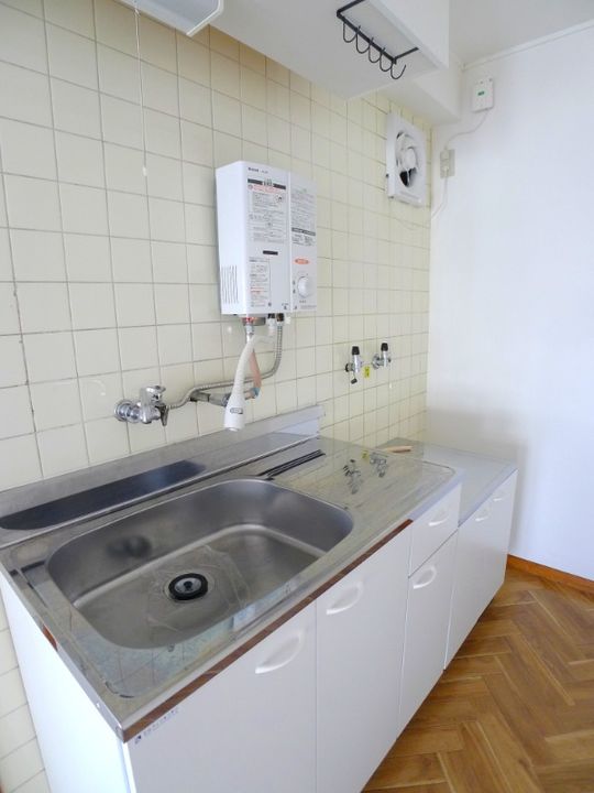 愛知県名古屋市千種区春岡通6(マンション)の賃貸物件のキッチン