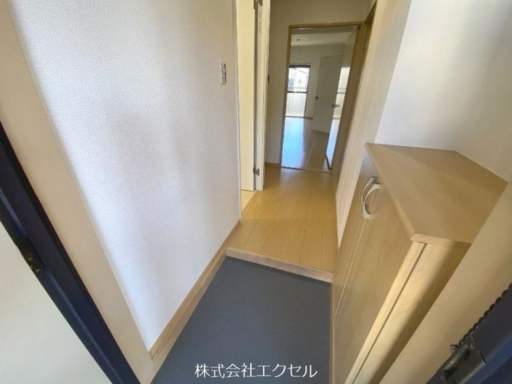 東京都西多摩郡瑞穂町大字箱根ケ崎(マンション)の賃貸物件の玄関