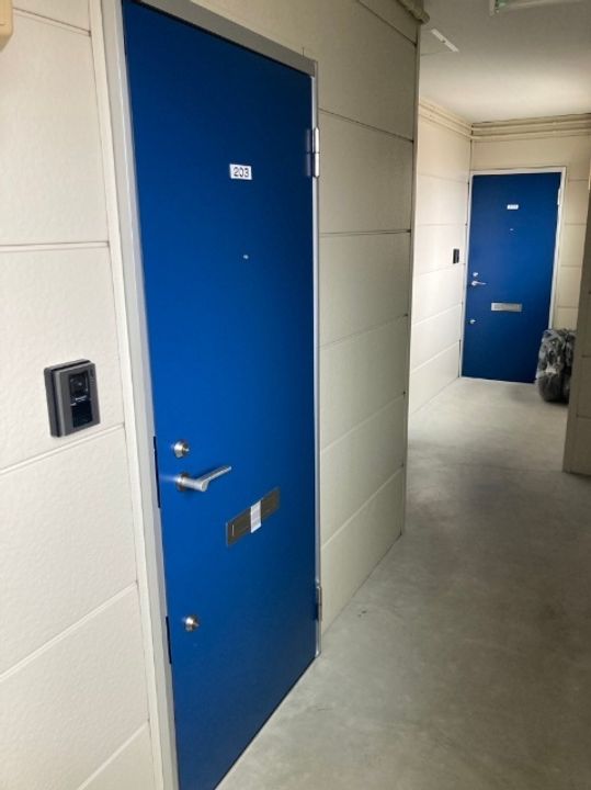 プランドールIの玄関