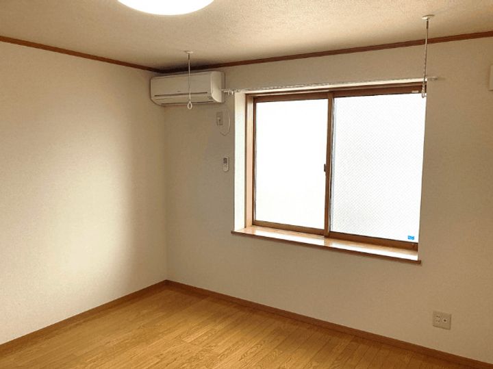 プランドールIの居間