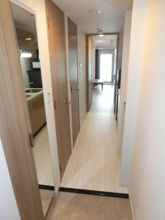 プレサンス広島中央の玄関