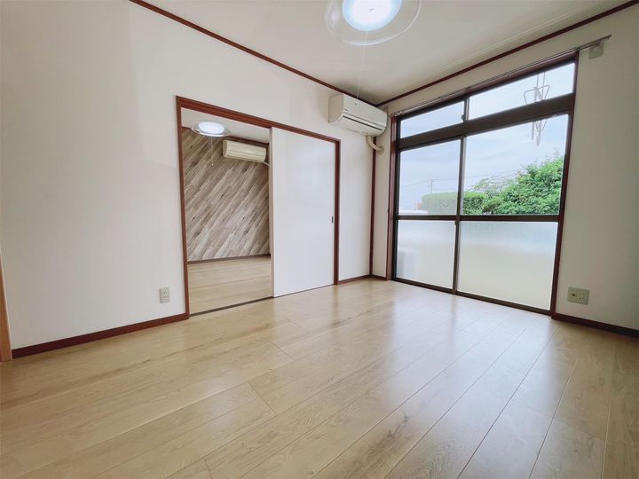 泰平マンションIIの居間