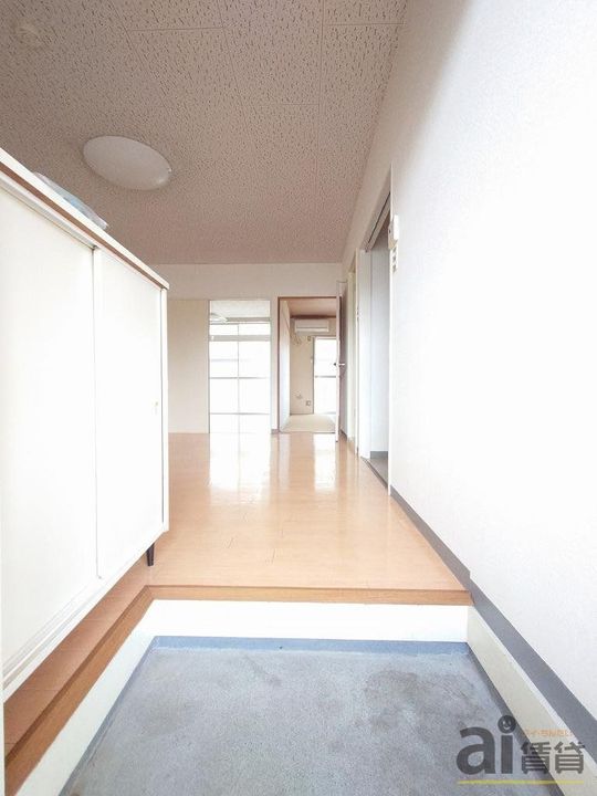 東京都小平市学園東町2(マンション)の賃貸物件の玄関