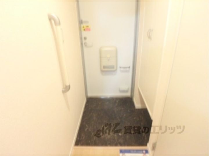 レオネクスト玄琢の玄関