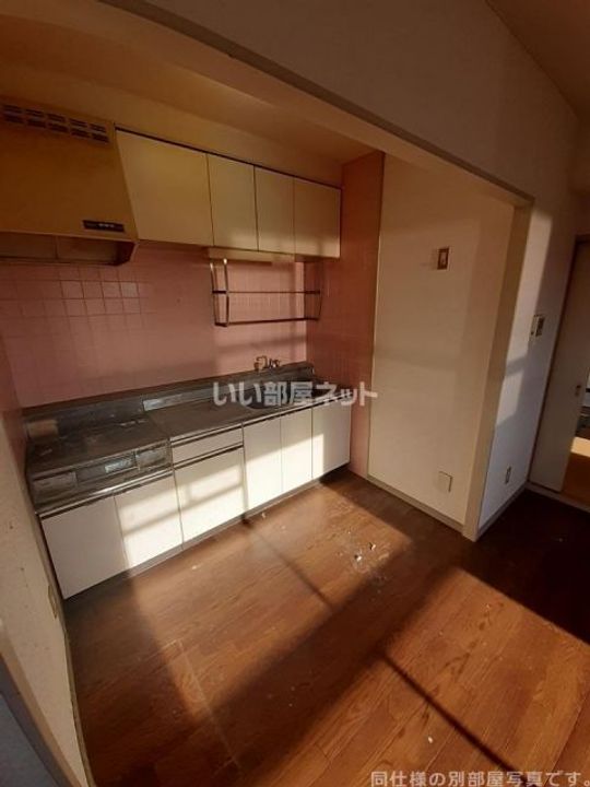 プレズ名古屋入場のキッチン