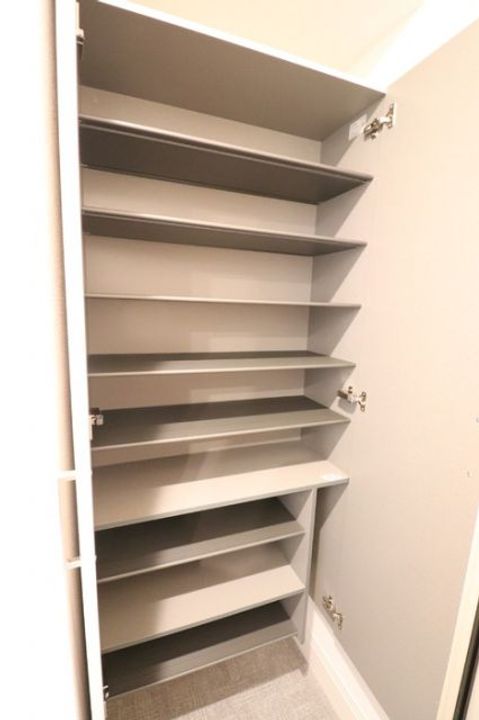 Grandeur Chateau (グランドゥール シャトー)の玄関