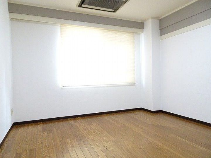 奈良県奈良市角振町(マンション)の賃貸物件の居間